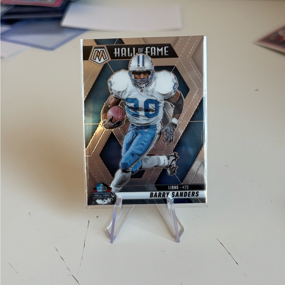 🔥 2025 Barry Sanders Panini Mosaic Hall of Fame Card. Detroit Lions